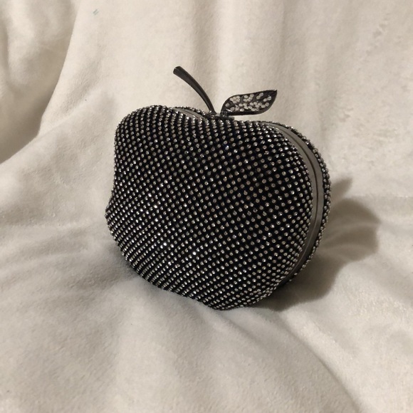COPY - Black Bitten Apple Crystal Clutch w/ detachable chain (46”) - Picture 3 of 8